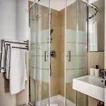 Joivy Cosy 3br Flat In The Centre Of Апартаменты *