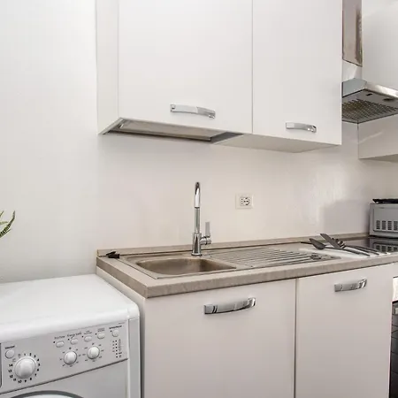 Joivy Cosy 3br Flat In The Centre Of Lägenhet Milano