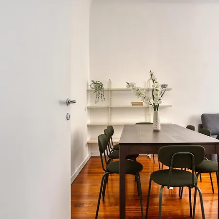 Joivy Cosy 3br Flat In The Centre Of Milan