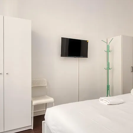 Joivy Cosy 3br Flat In The Centre Of Milano